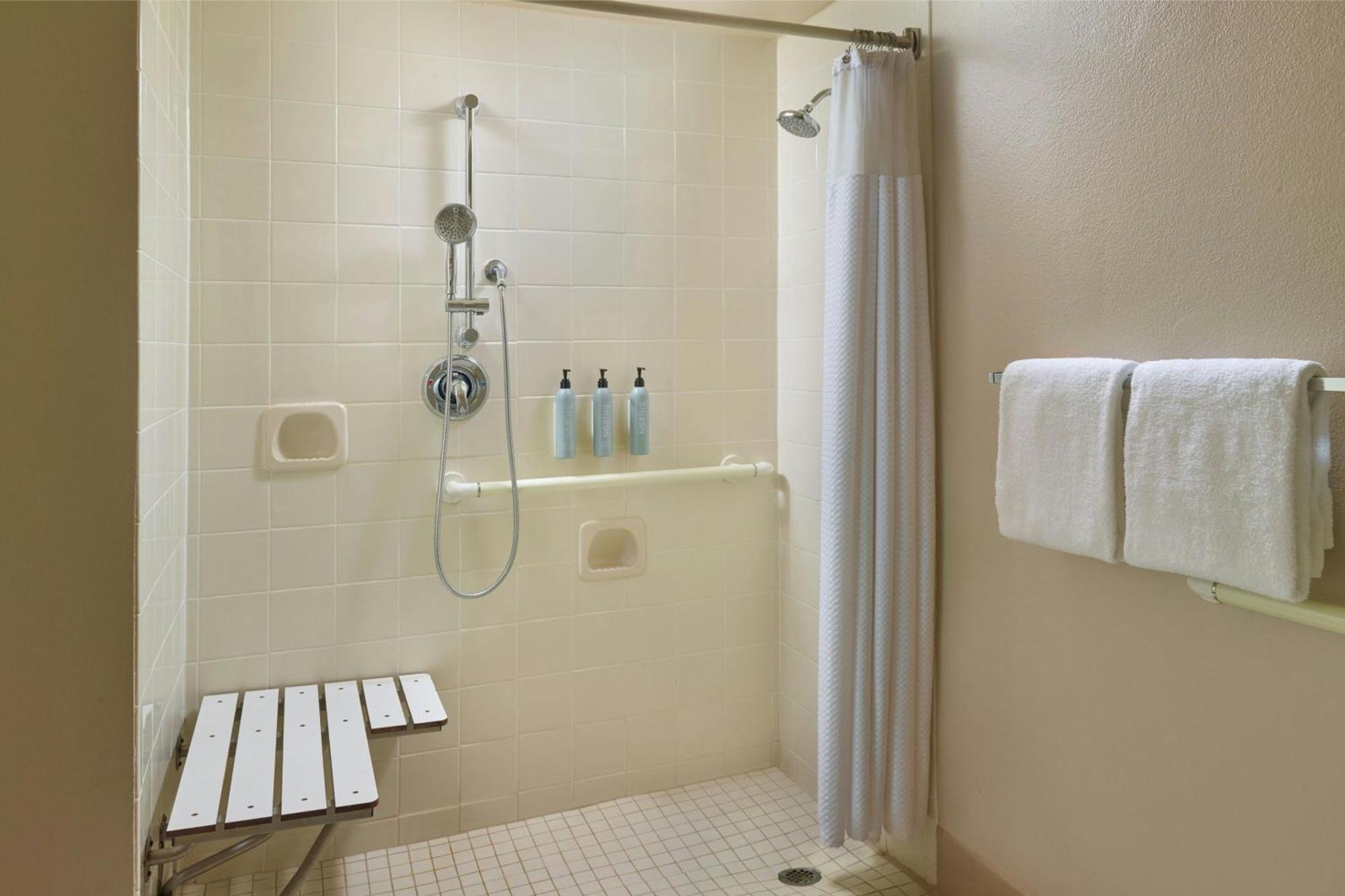 Courtyard By Marriott Acadian Centre/lsu Area Hotel Baton Rouge
