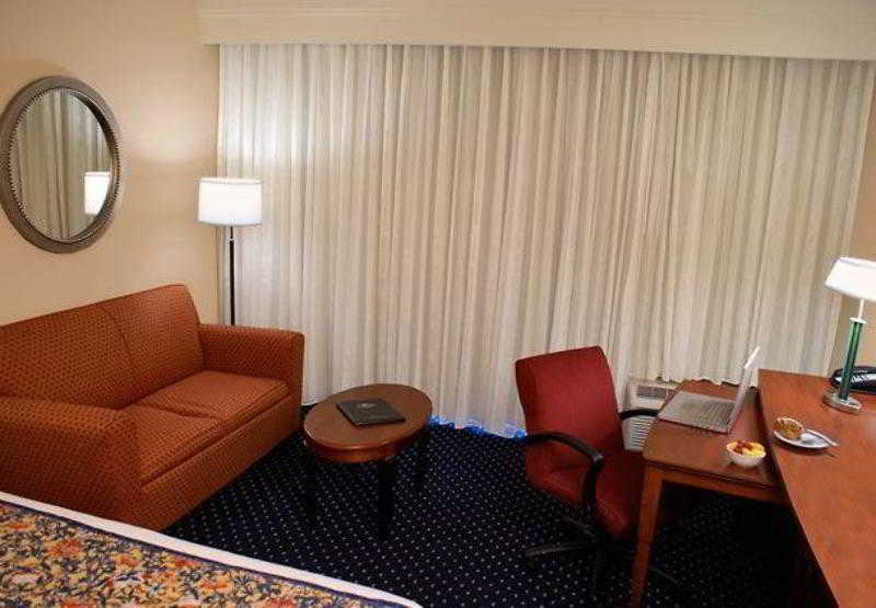 Hotel Courtyard By Marriott Acadian Centre/lsu Area 3*
