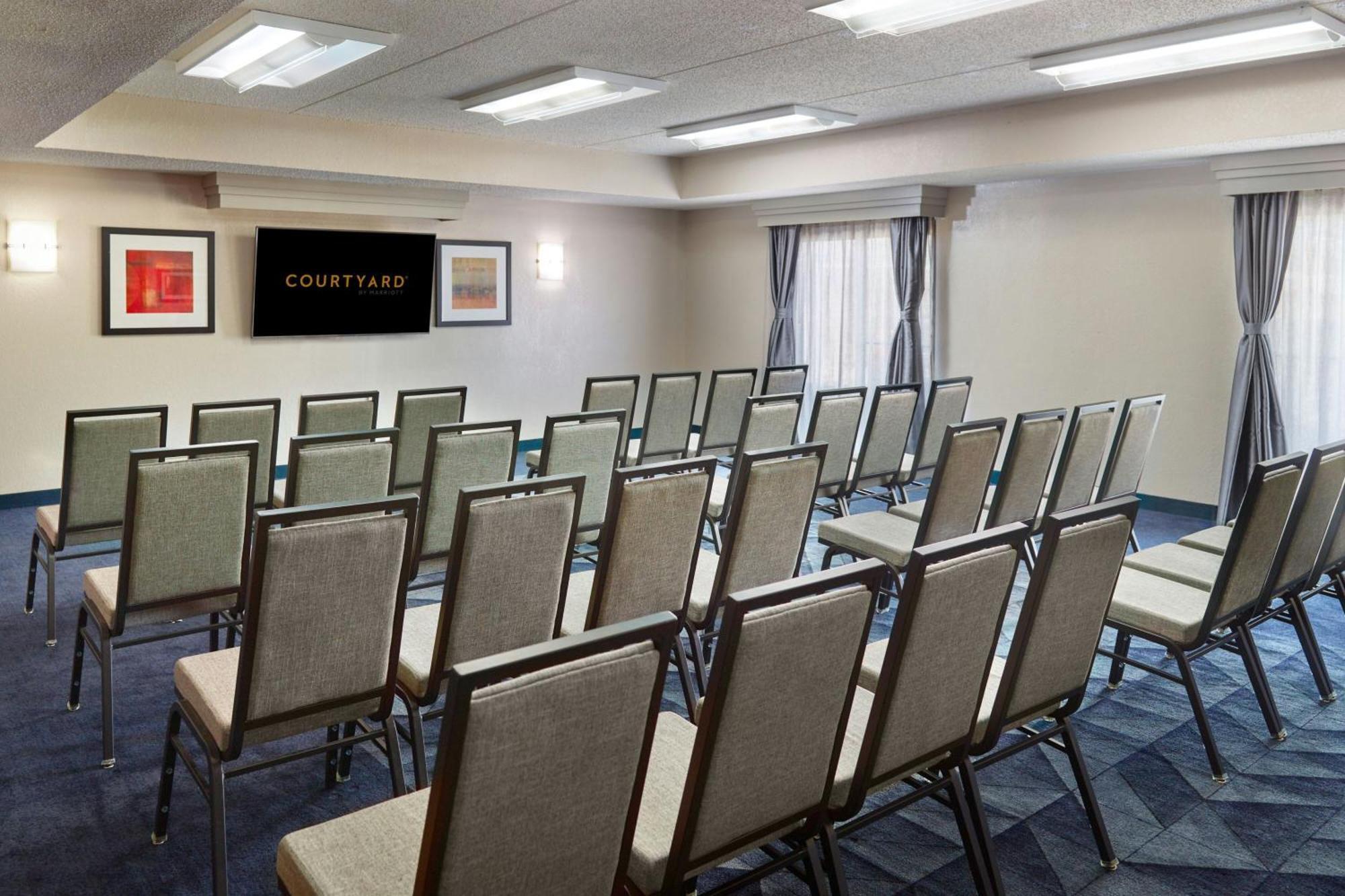 Courtyard By Marriott Acadian Centre/lsu Area 3* Baton Rouge