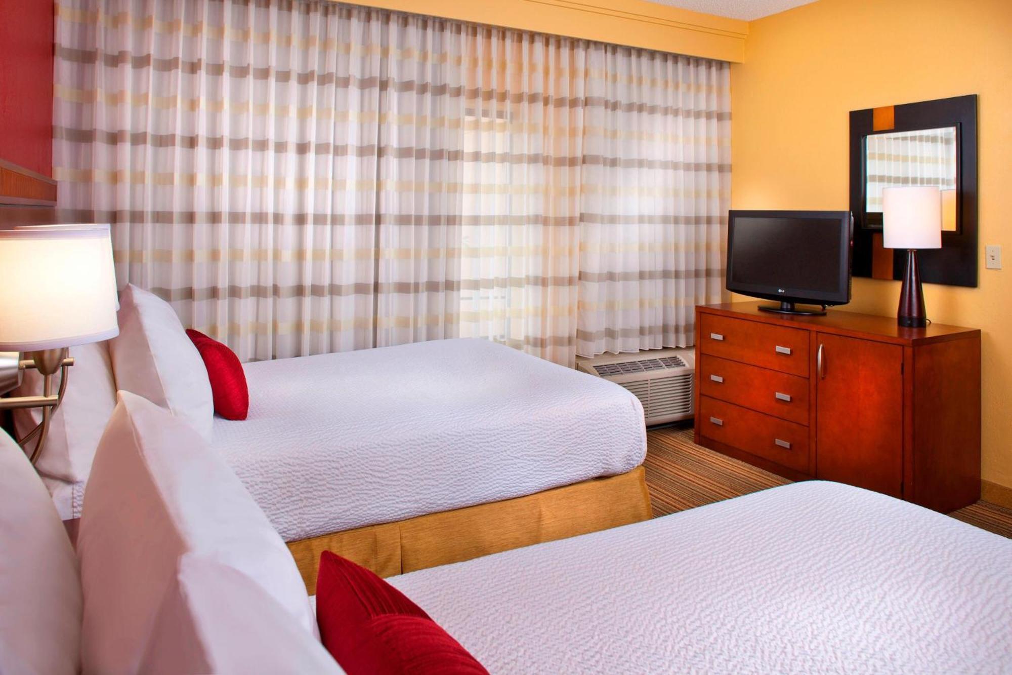 Hotel Courtyard By Marriott Acadian Centre/lsu Area Baton Rouge