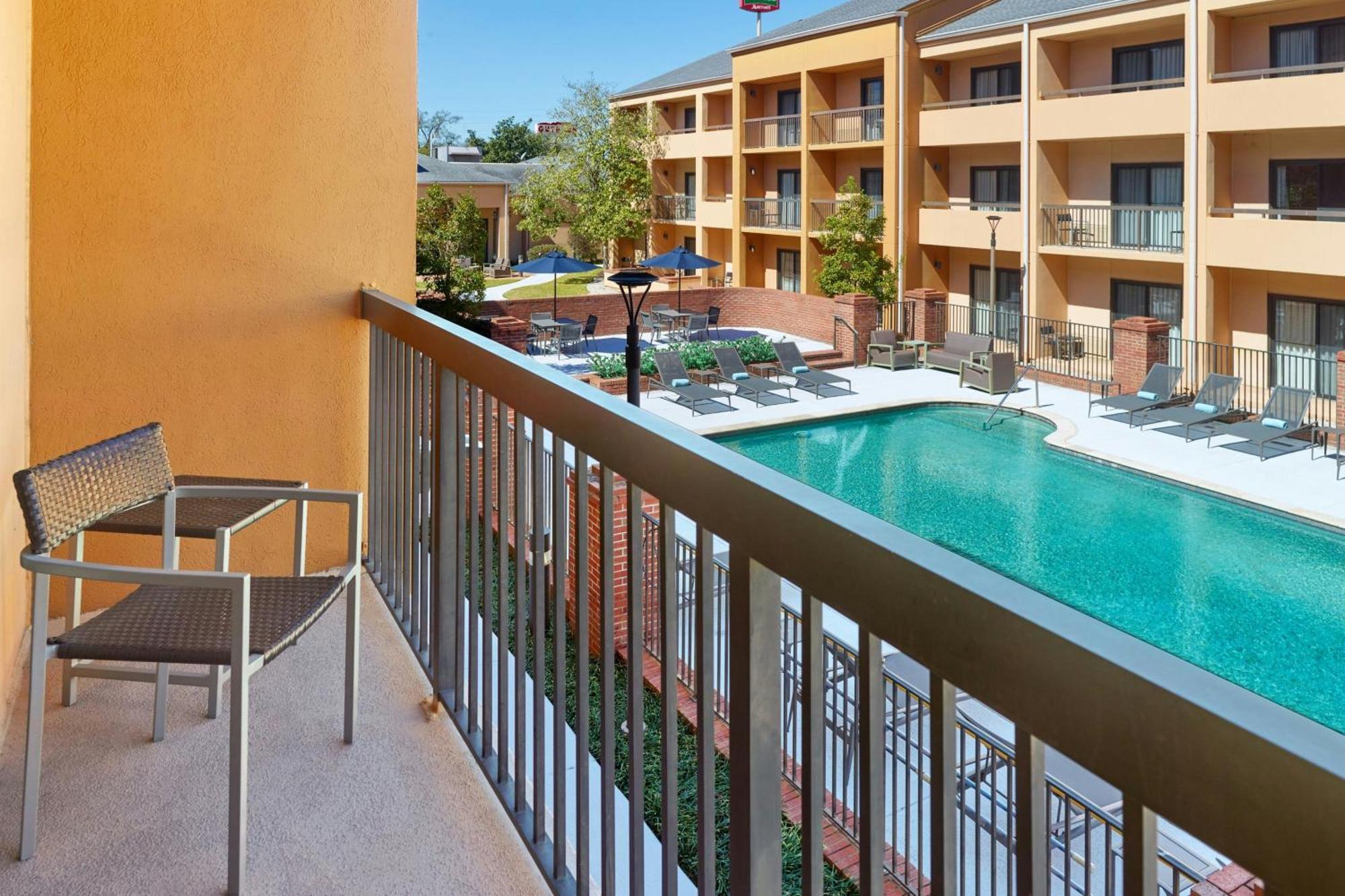 Hotel Courtyard By Marriott Acadian Centre/lsu Area 3*